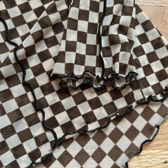Sheer Checkered Long Sleeve - Picture 4 of 5